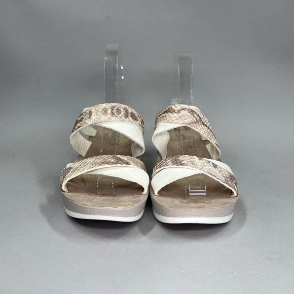 Fantasy Sandals Women's Size 9.5 Aria Criss-Crossed Strapped Wedge Sandals - Picture 2 of 12